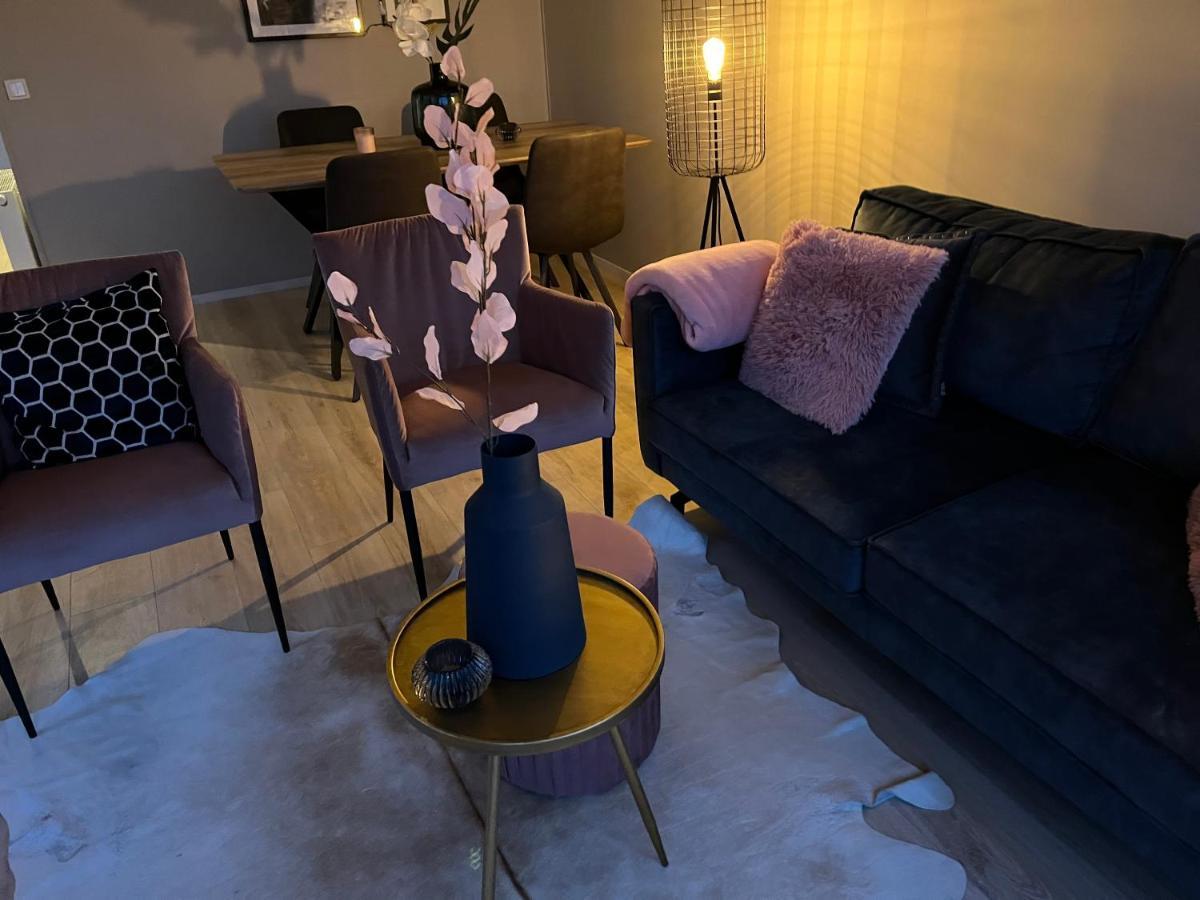 Luxus Chalet Waterfront Lathum Bagian luar foto